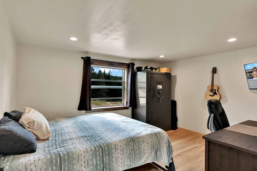 12194 E Rosewood Road St. Maries, ID 83861