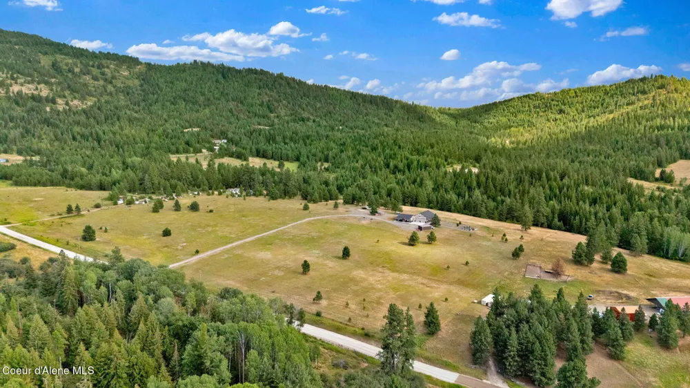 12194 E Rosewood Road St. Maries, ID 83861