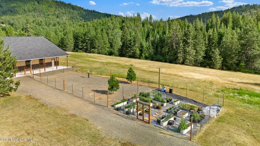 12194 E Rosewood Road St. Maries, ID 83861