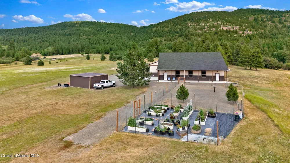 12194 E Rosewood Road St. Maries, ID 83861