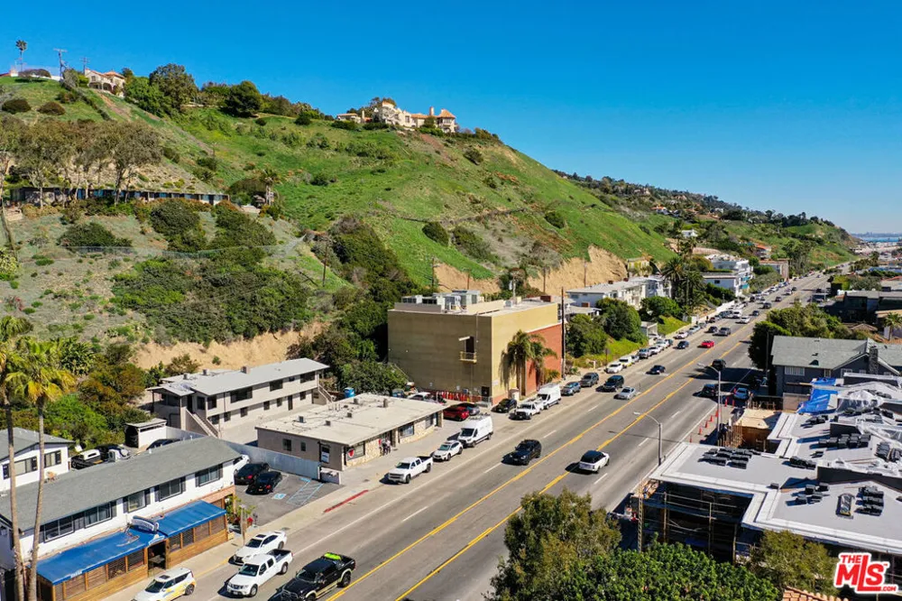 22227 PACIFIC COAST Highway #C-F Malibu, CA 90265