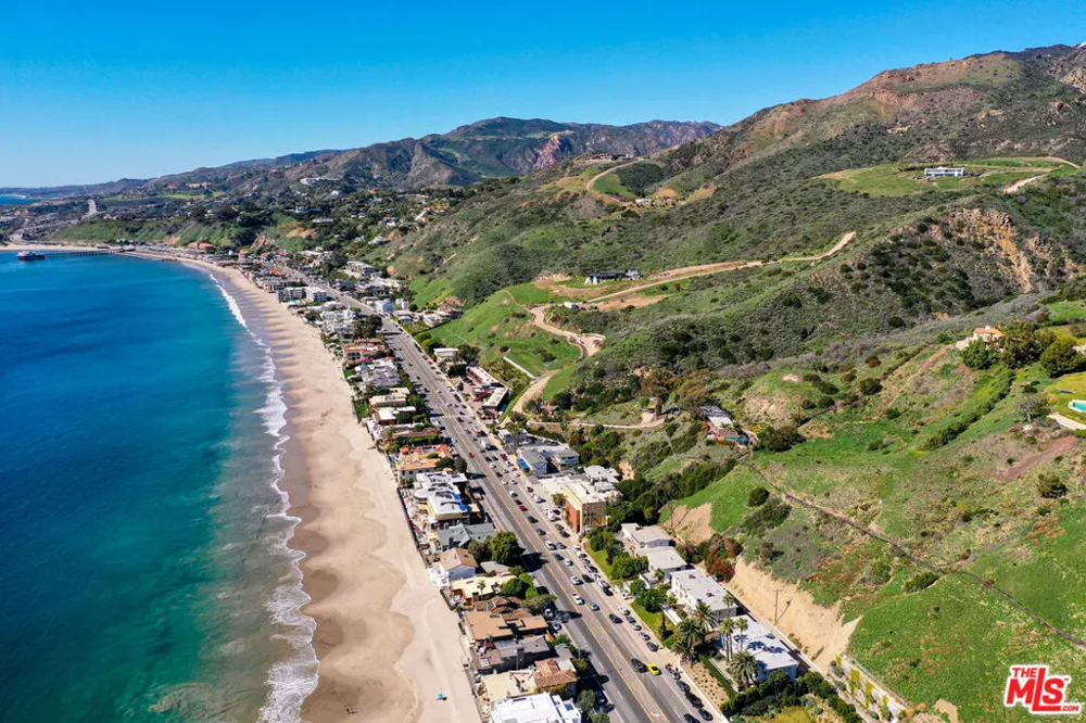 22227 PACIFIC COAST Highway #C-F Malibu, CA 90265