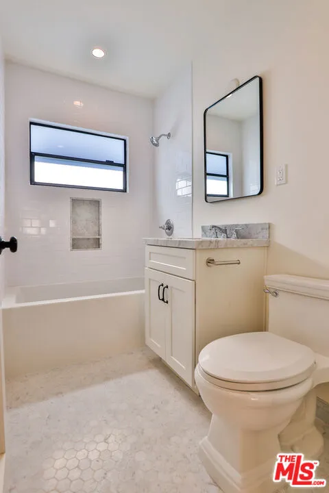 22227 PACIFIC COAST Highway #C-F Malibu, CA 90265