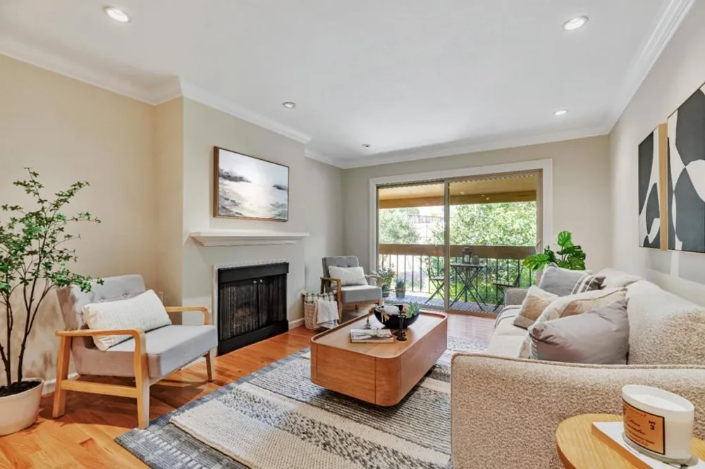 1210 Golden Oaks Lane Monterey, CA 93940