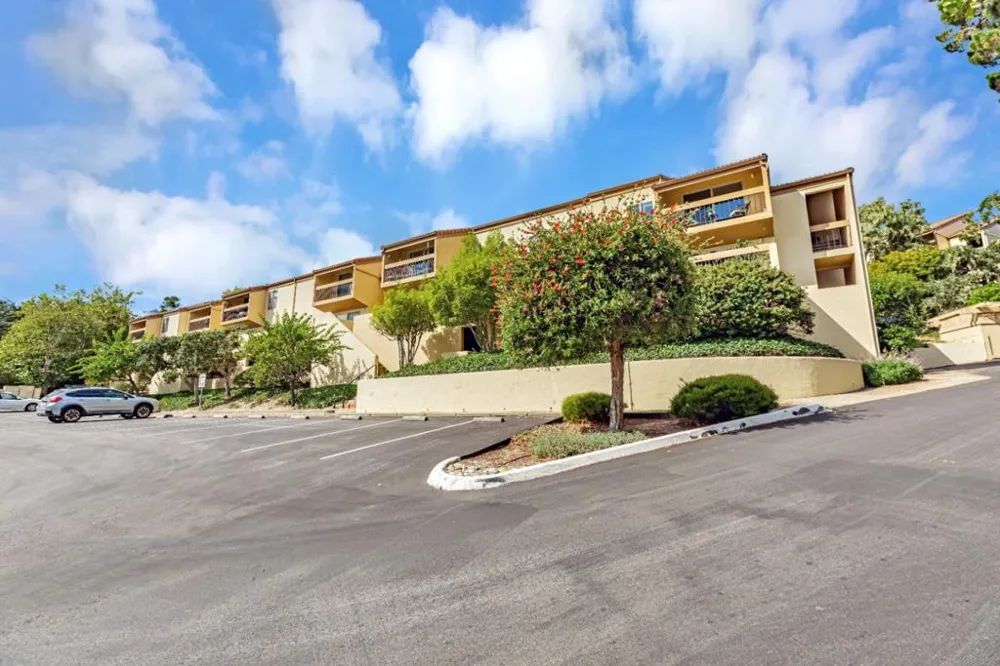 1210 Golden Oaks Lane Monterey, CA 93940