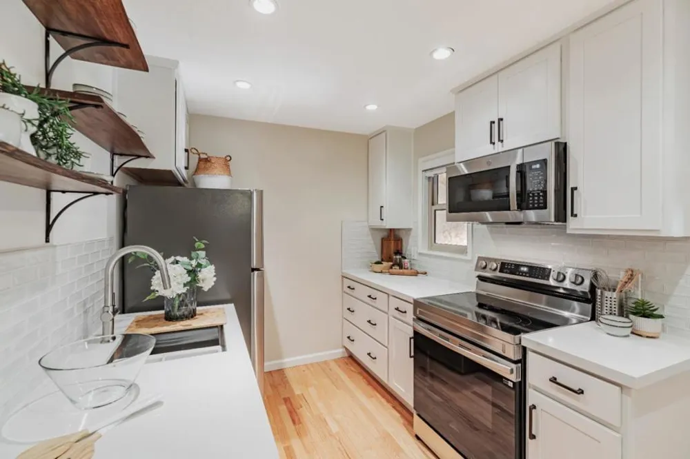 1210 Golden Oaks Lane Monterey, CA 93940