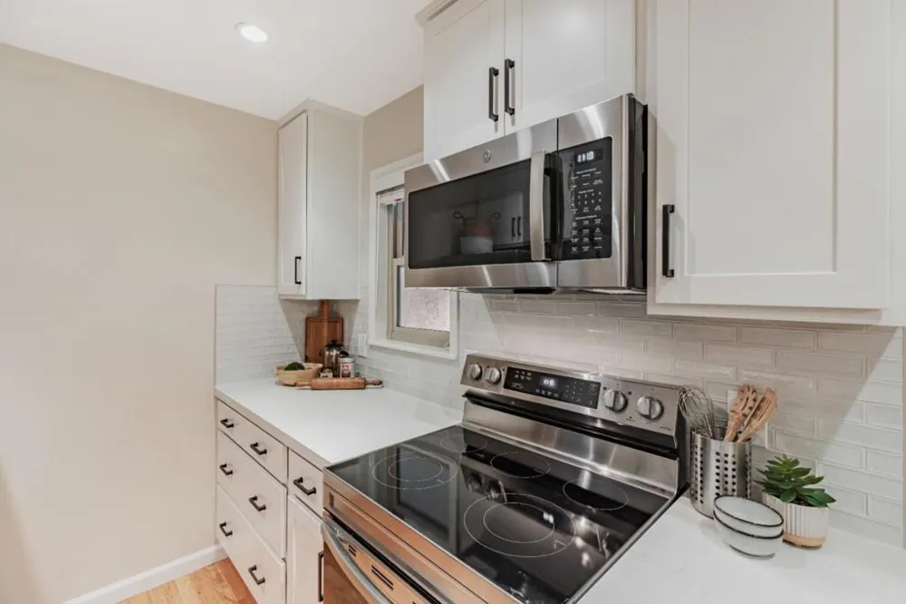 1210 Golden Oaks Lane Monterey, CA 93940