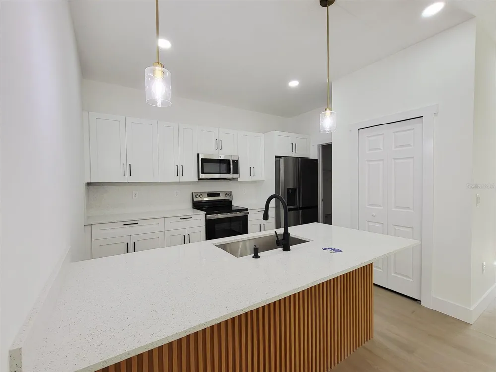 1751 NANDINA COURT NW Palm Bay, FL 32907