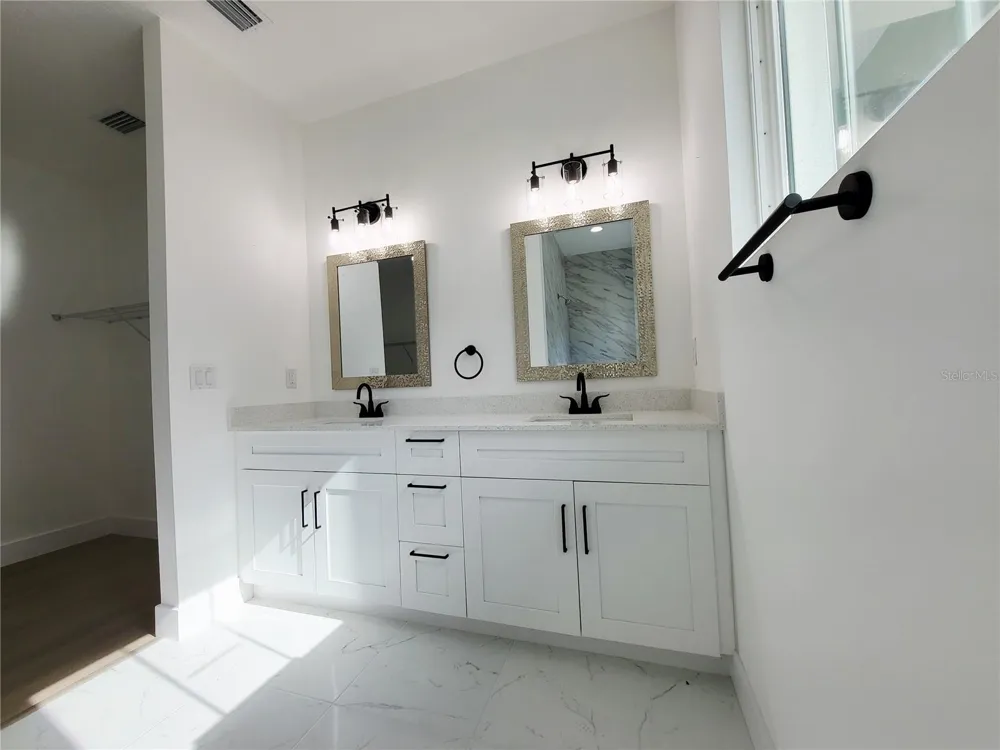 1751 NANDINA COURT NW Palm Bay, FL 32907