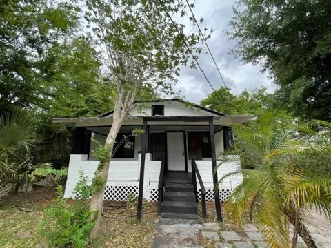 1703 MCCARTHY