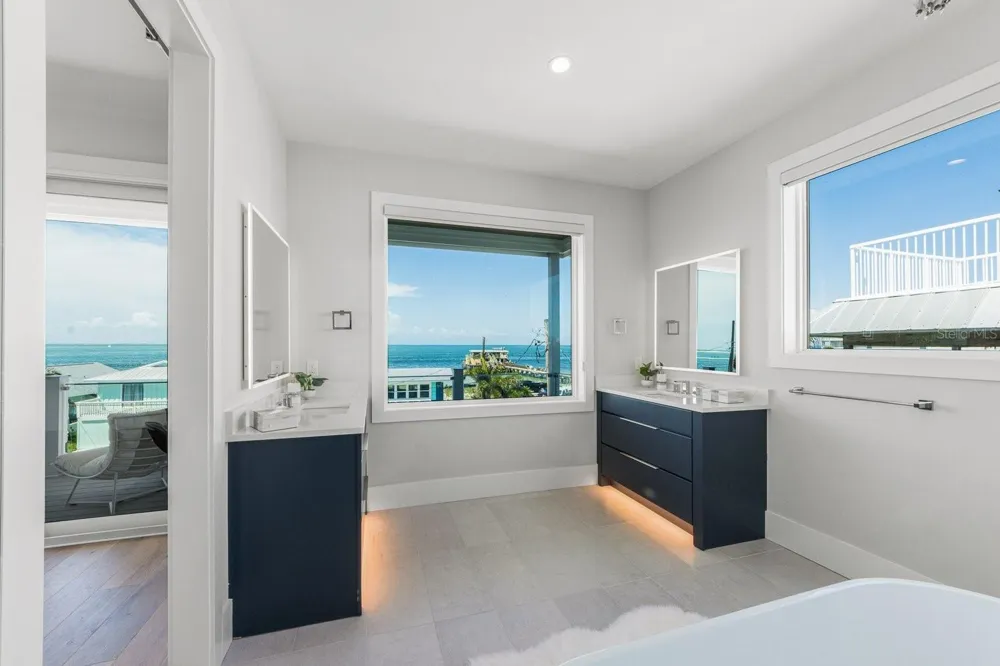 870 SHORE DRIVE Anna Maria, FL 34216
