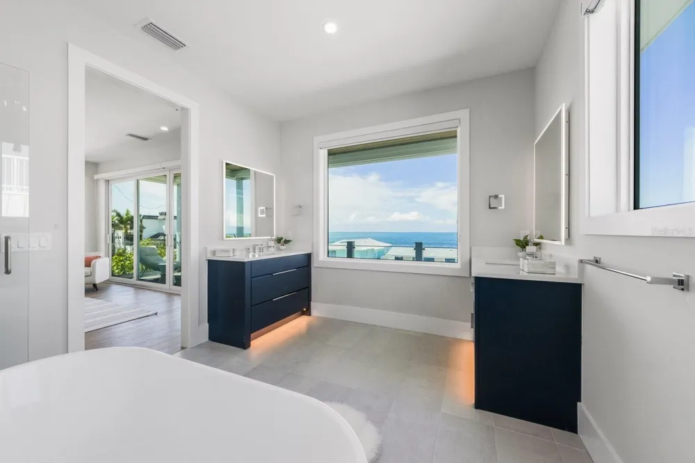 870 SHORE DRIVE Anna Maria, FL 34216