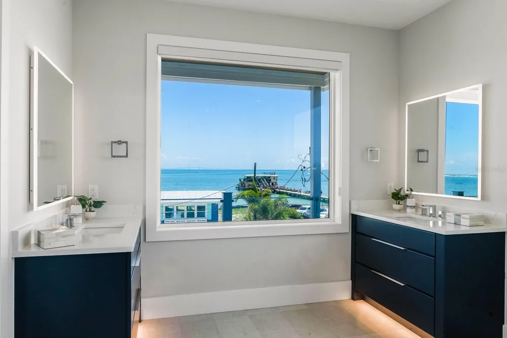 870 SHORE DRIVE Anna Maria, FL 34216