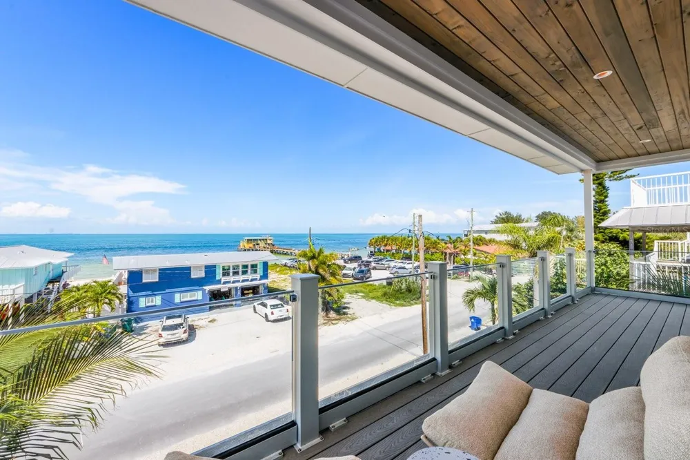 870 SHORE DRIVE Anna Maria, FL 34216