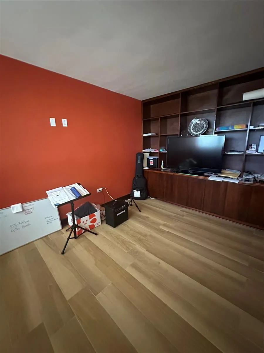 Caoba Street AVENIDA SAN PATRICIO #PH1-PH2 Guaynabo, PR 00966