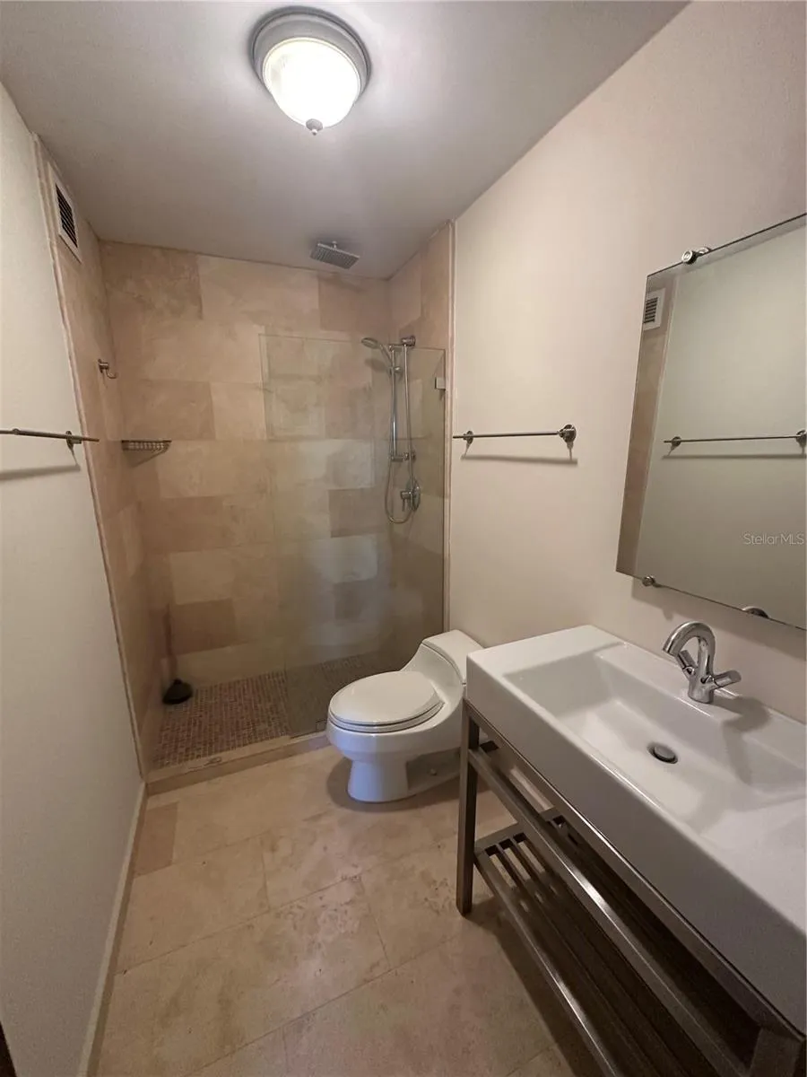Caoba Street AVENIDA SAN PATRICIO #PH1-PH2 Guaynabo, PR 00966