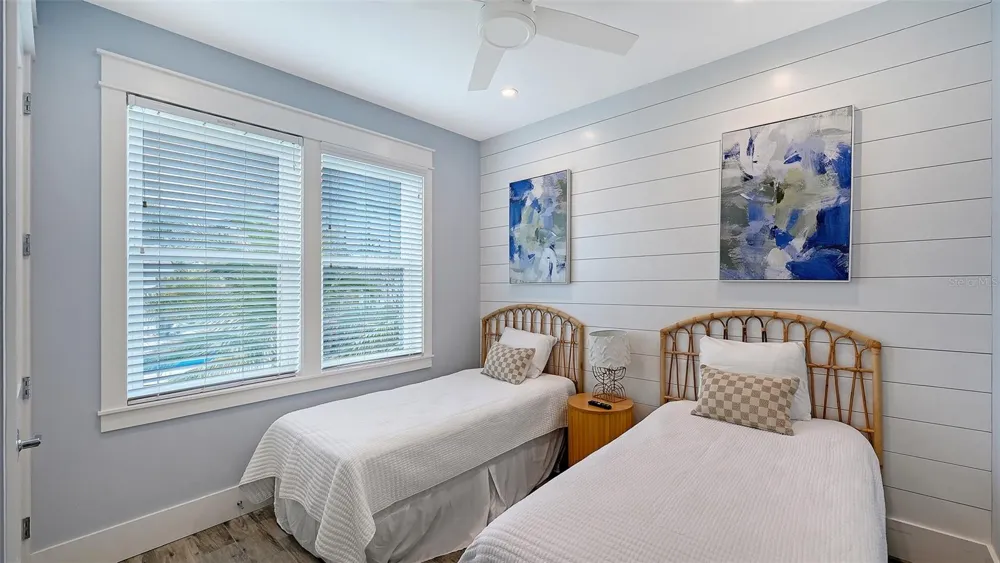 2206 AVENUE A Bradenton Beach, FL 34217
