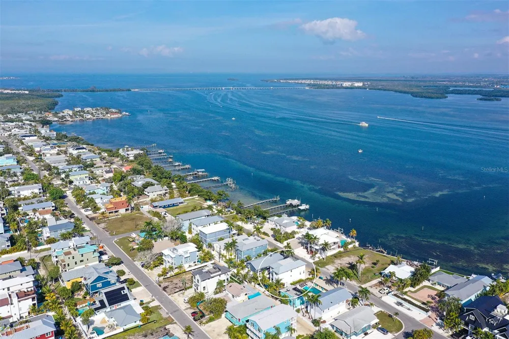 2206 AVENUE A Bradenton Beach, FL 34217