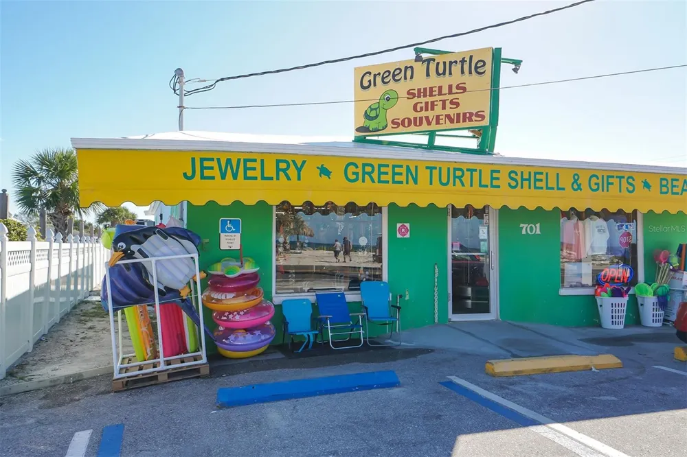 2206 AVENUE A Bradenton Beach, FL 34217