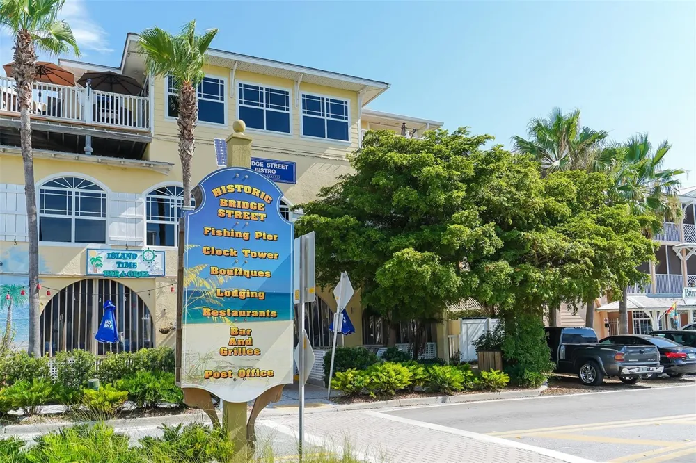 2206 AVENUE A Bradenton Beach, FL 34217
