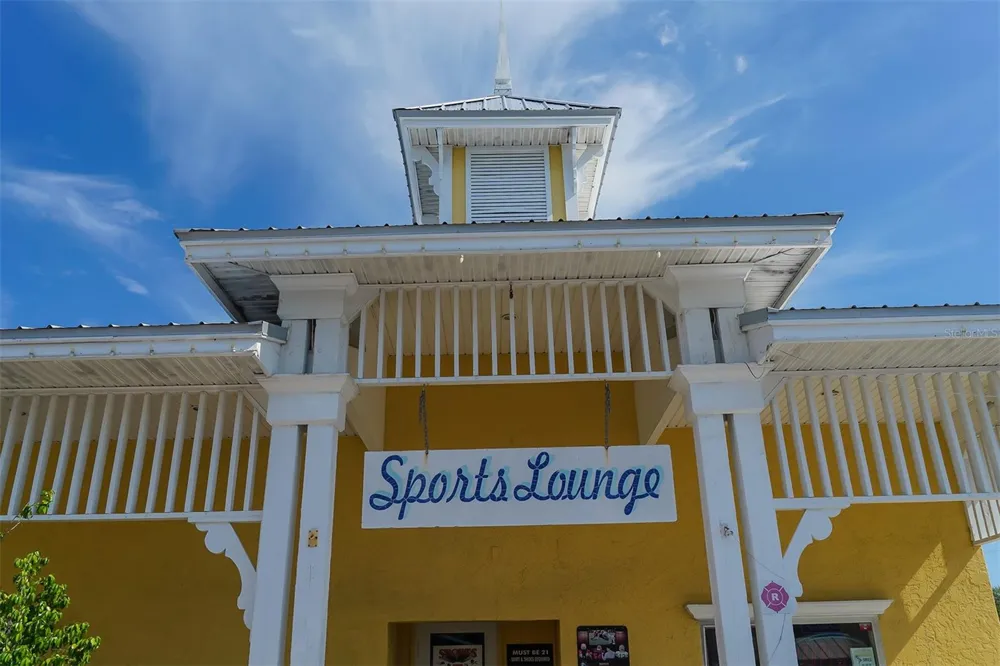 2206 AVENUE A Bradenton Beach, FL 34217