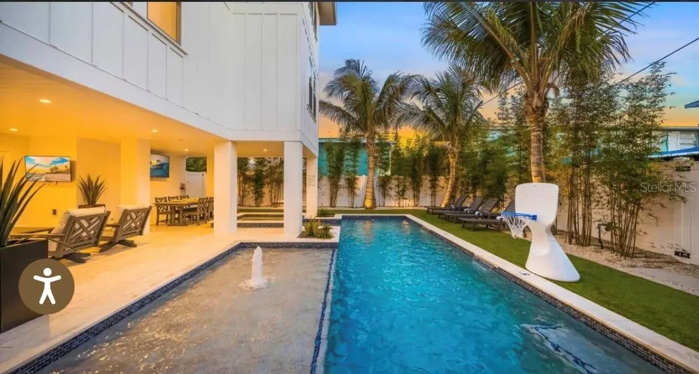2206 AVENUE A Bradenton Beach, FL 34217