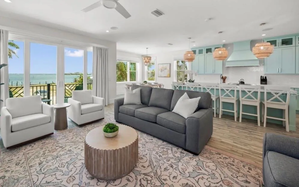 2206 AVENUE A Bradenton Beach, FL 34217
