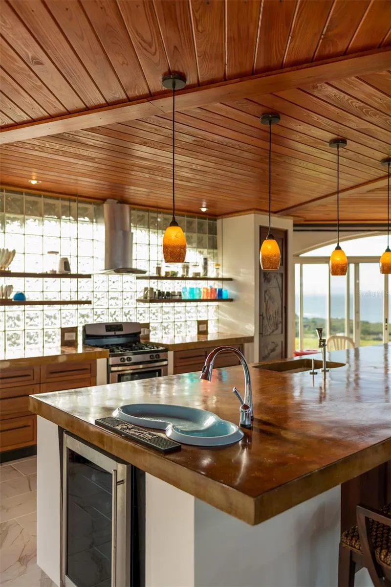 736 BRISAS DE JASMIN Vieques, PR 00765