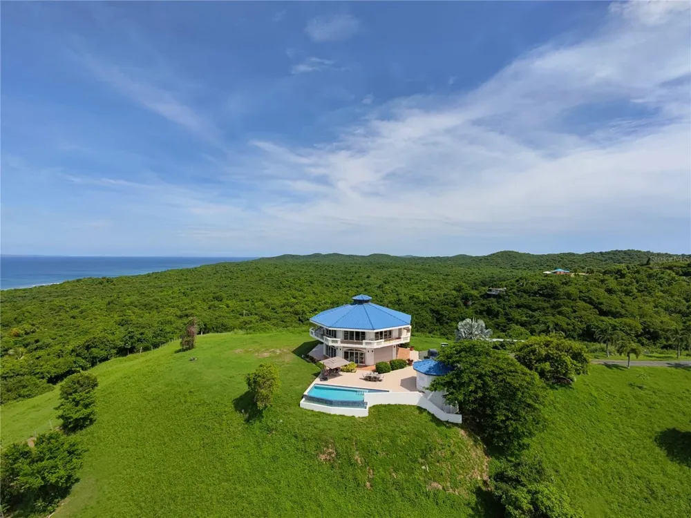 736 BRISAS DE JASMIN Vieques, PR 00765