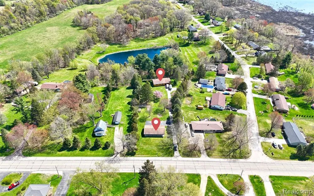 11575 Us Highway 31 Berrien Township, MI 49103