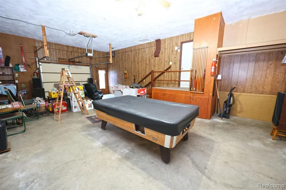 11575 Us Highway 31 Berrien Township, MI 49103