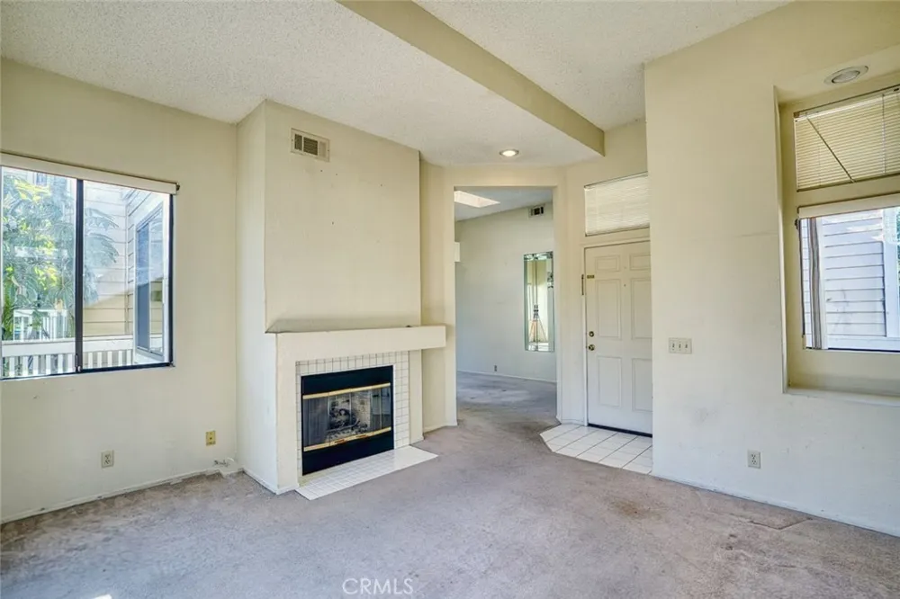 4900 Grand Avenue #212 Covina, CA 91724