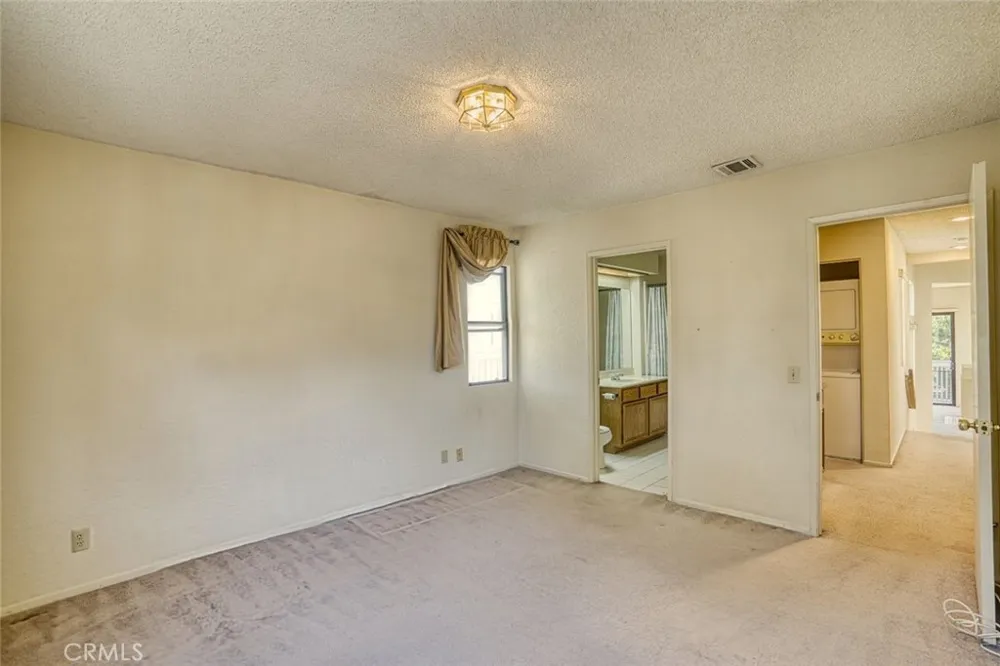 4900 Grand Avenue #212 Covina, CA 91724
