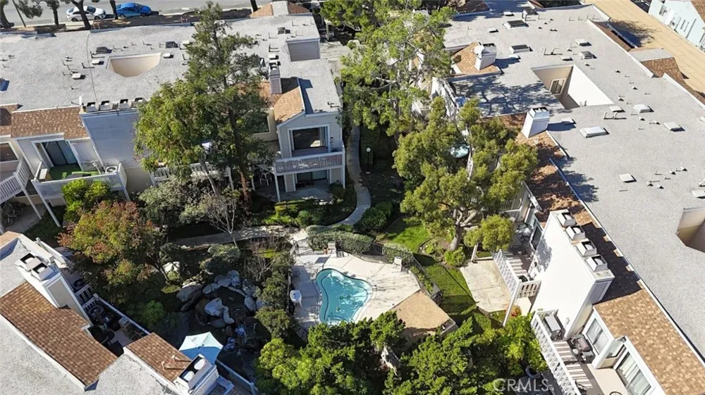 4900 Grand Avenue #212 Covina, CA 91724