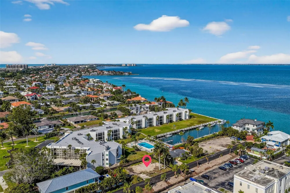 525 CHANNEL LANE Longboat Key, FL 34228