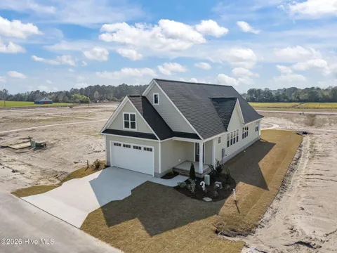 102 Golden Finch Drive