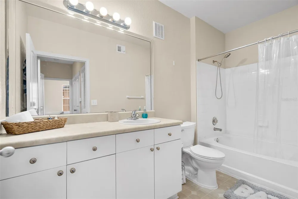 4221 W SPRUCE STREET #1310 Tampa, FL 33607