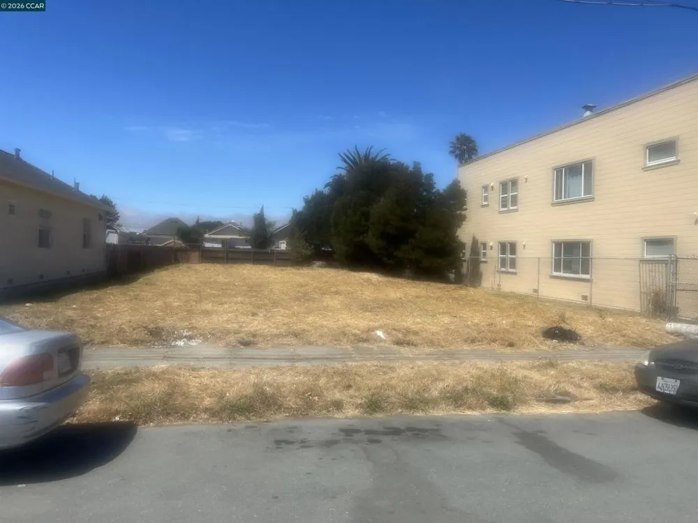 551 6Th St Richmond, CA 94801