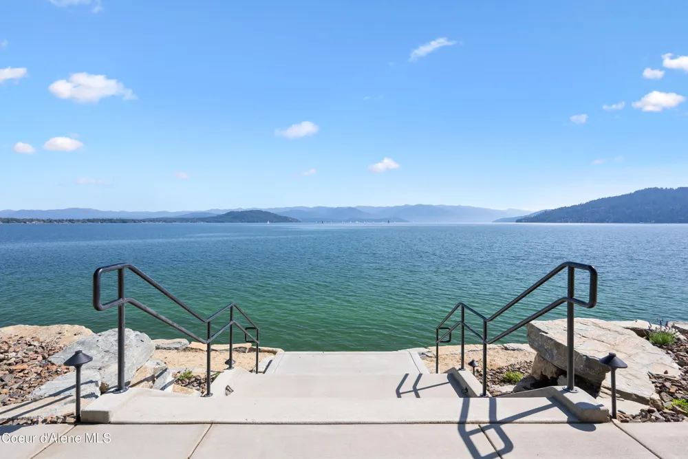 402 Sandpoint Avenue #122 Sandpoint, ID 83864