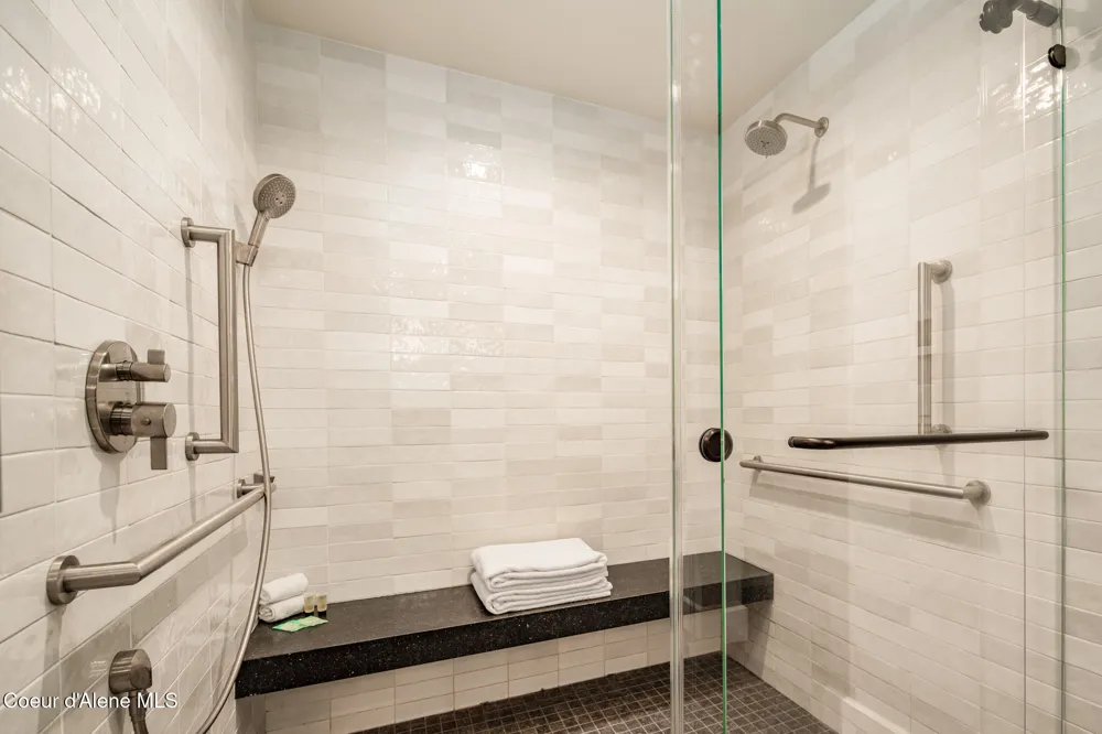 402 Sandpoint Avenue #122 Sandpoint, ID 83864