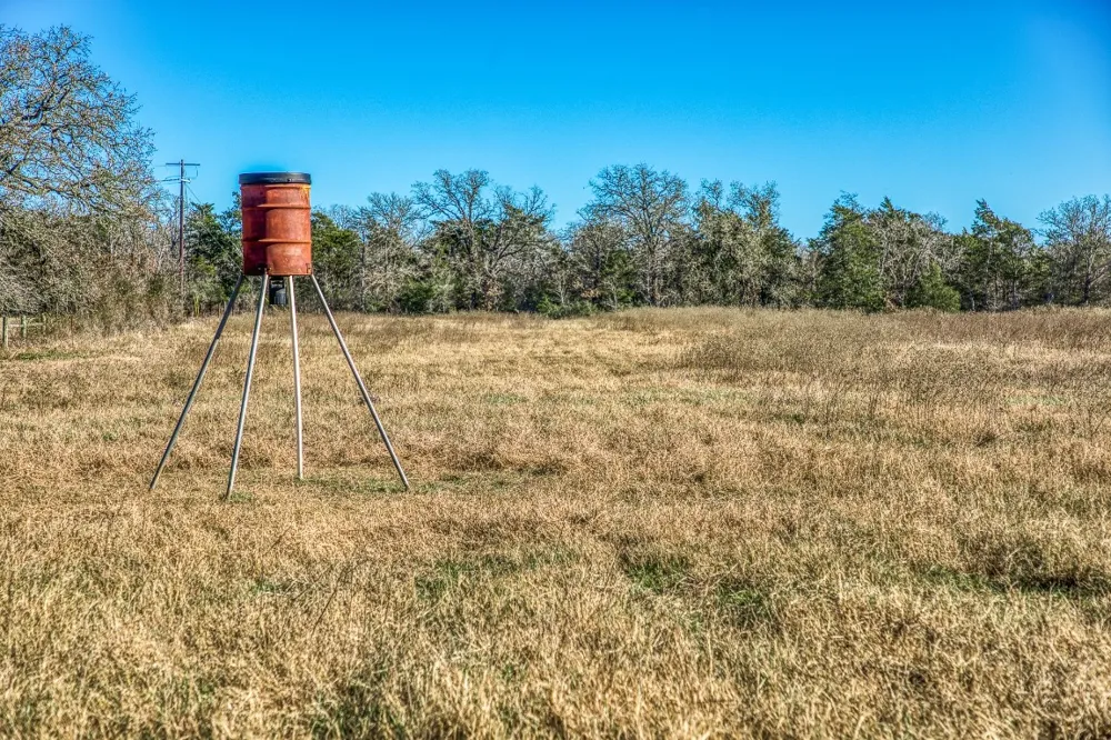 9354 Fm-2780 Burton, TX 77835