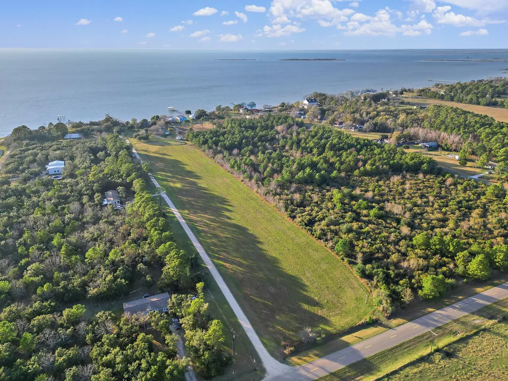 Bayshore Rd Road Anahuac, TX 77514