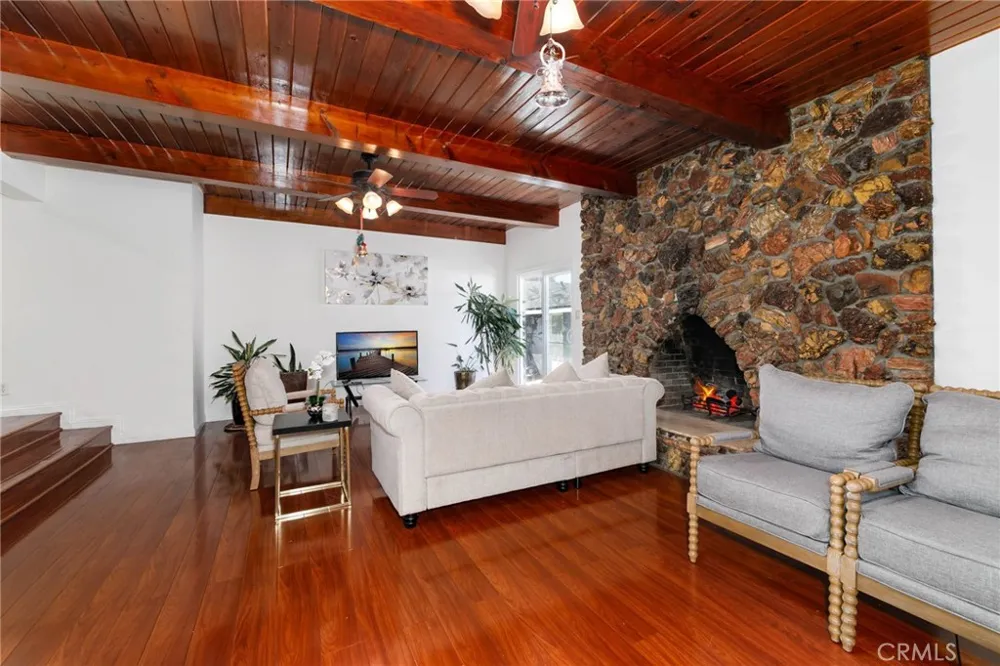 235 S Azusa West Covina, CA 91791