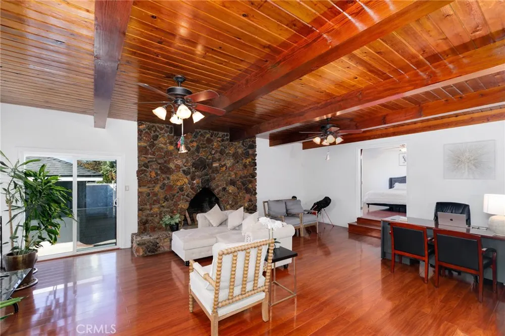 235 S Azusa West Covina, CA 91791