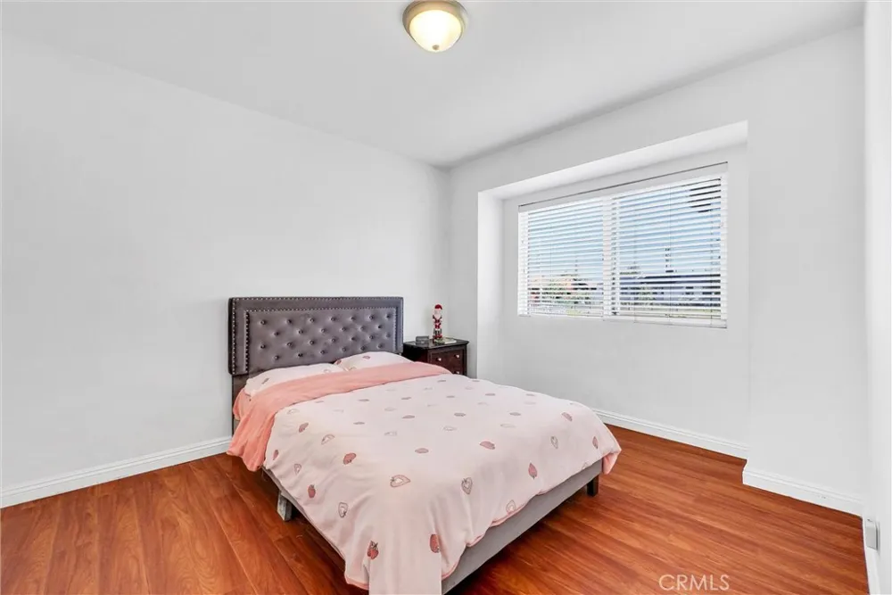 235 S Azusa West Covina, CA 91791