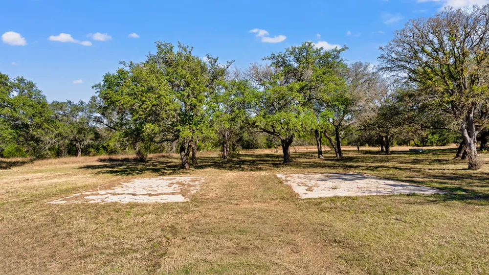 25711 Hamilton Pool Road Round Mountain, TX 78663