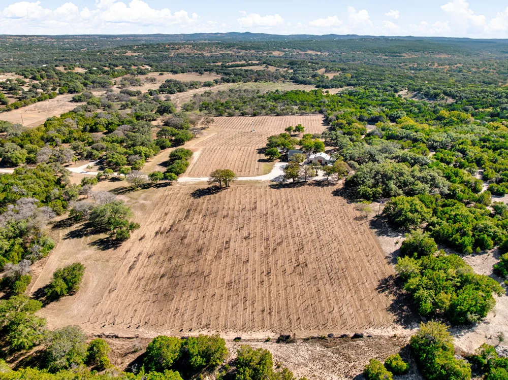 25711 Hamilton Pool Road Round Mountain, TX 78663