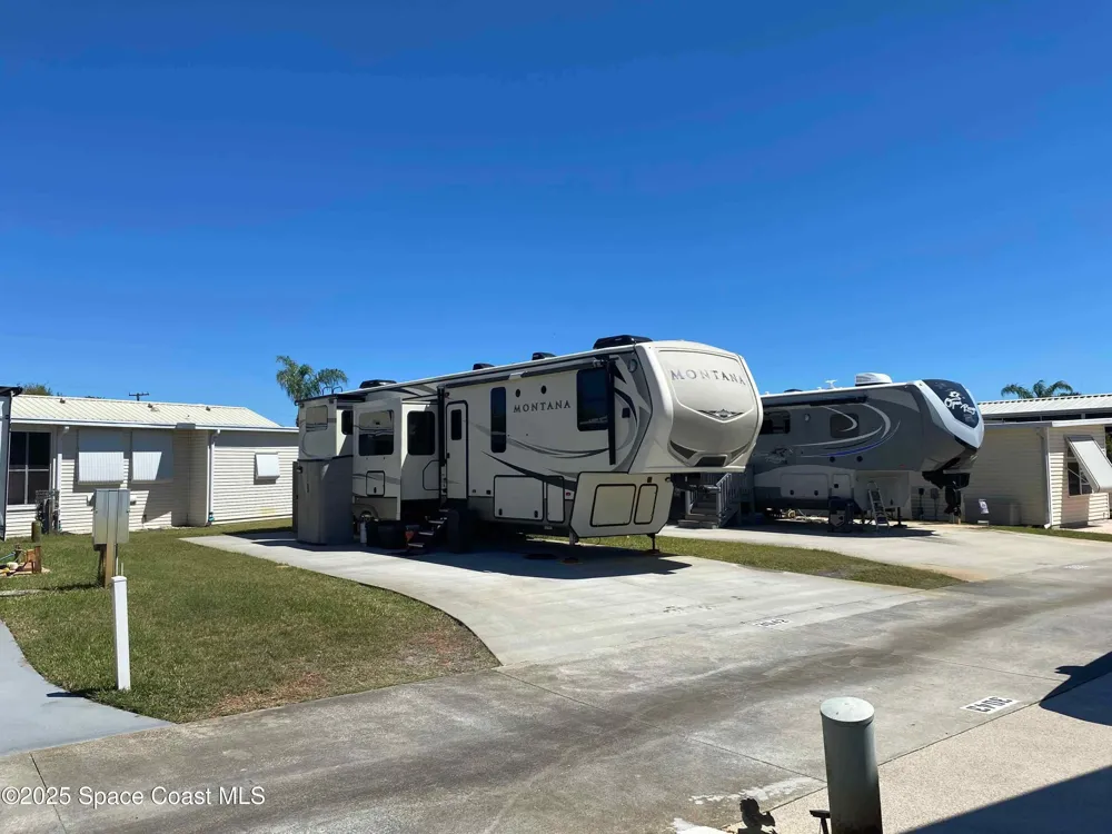 3042 Discovery Place #56 Titusville, FL 32796