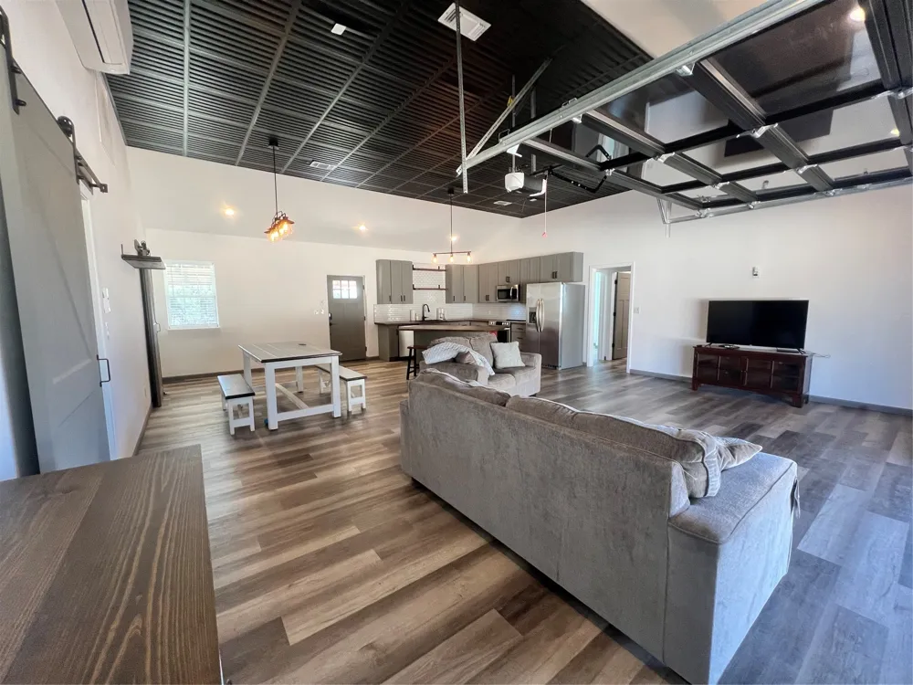 149 Comanche Hills Comanche, TX 76442