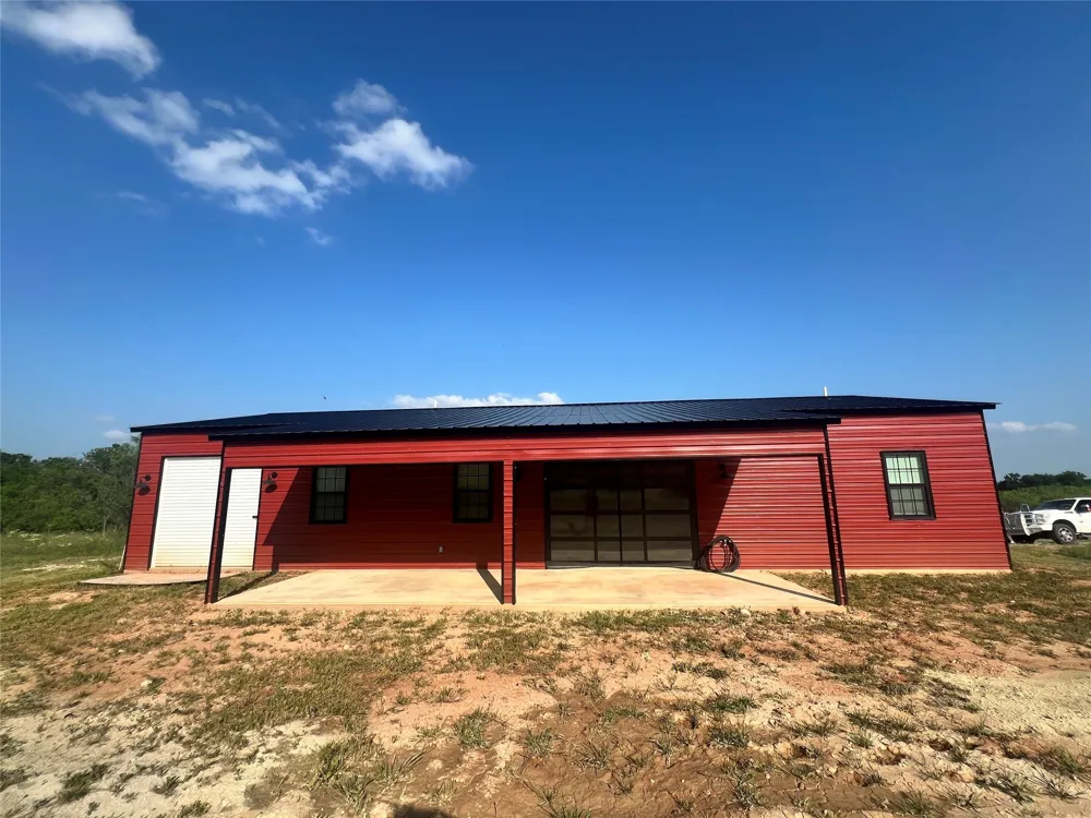 149 Comanche Hills Comanche, TX 76442